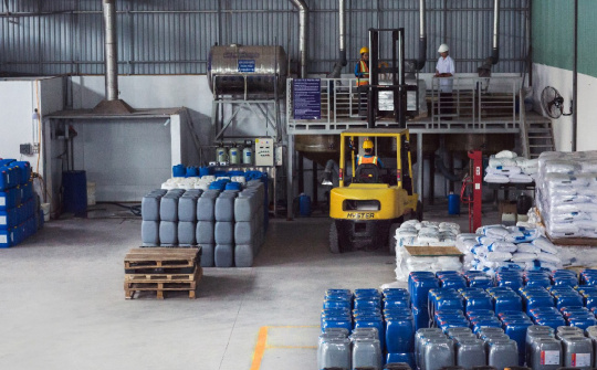 Dự thảo Nghị định hướng dẫn thực thi Luật Hóa chất: Tăng cường cải cách thủ tục hành chính, đẩy mạnh phân cấp, phân quyền