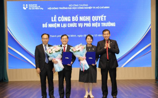 IUH công bố quyết định bổ nhiệm lại 2 Phó Hiệu trưởng