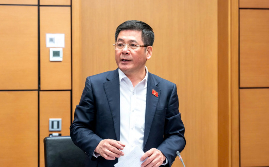 Tạo cơ chế "vượt trội", tháo gỡ khó khăn từ thực tiễn để phát triển năng lượng