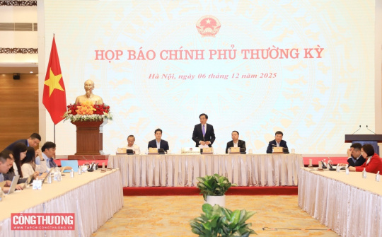 Nỗ lực cao nhất để hoàn thành các mục tiêu phát triển kinh tế - xã hội năm 2025