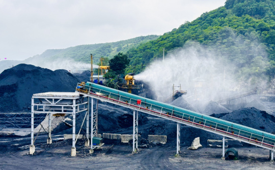 TKV: Tăng cường công tác chống bụi mùa hanh khô