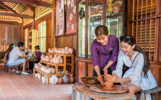 Đề xuất một số giải pháp để phát triển du lịch làng nghề Việt Nam