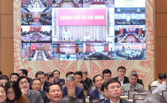 TP. Hồ Chí Minh: Tập trung tháo gỡ điểm nghẽn cho các dự án đầu tư, phấn đấu tăng trưởng ít nhất 10%