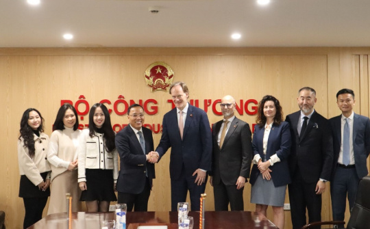 Tăng cường hợp tác Việt Nam - Canada và nâng cao vai trò của Hiệp định CPTPP trong thương mại toàn cầu