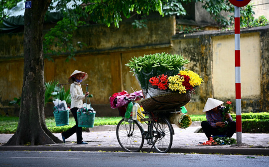 Bổ sung tiêu chí xác định người lao động có thu nhập thấp