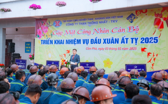 Than Thống Nhất - Năm mới, thắng lợi mới!