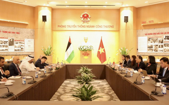 Tiếp tục thúc đẩy hợp tác chặt chẽ Việt Nam - UAE về công nghiệp và năng lượng