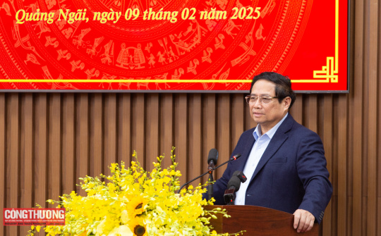 Thủ tướng: Quảng Ngãi cần xây dựng kịch bản để phấn đấu đạt tăng trưởng cao nhất năm 2025