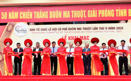 Hơn 400 gian hàng tham gia Hội chợ triển lãm chuyên ngành cà phê tại Buôn Ma Thuột