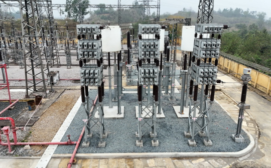 Về đích sớm gần 2 tháng công trình lắp đặt tụ bù ngang 110kV-50MVAr tại TBA 220kV Xuân Mai
