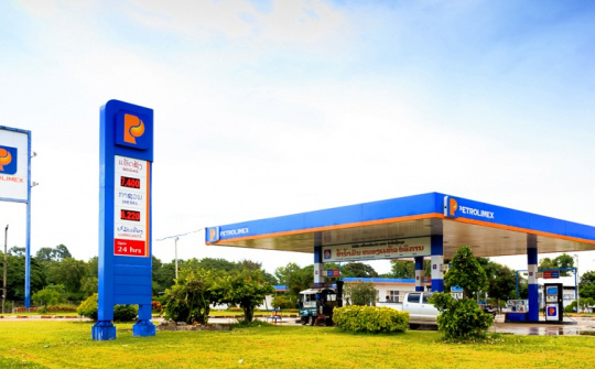 Tập đoàn Xăng dầu Việt Nam (PLX) đấu giá toàn bộ vốn góp tại Petrolimex Lào