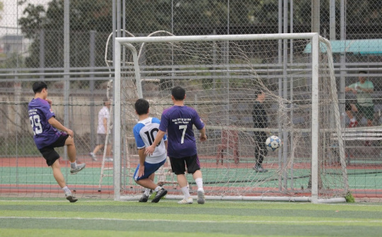 Đội bóng đá nam Bộ Công Thương thẳng tiến vào Tứ kết tại Hội thao thanh niên Chính phủ