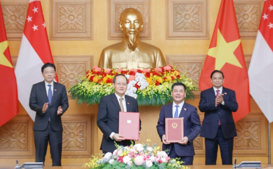 Việt Nam - Singapore trao đổi nhiều văn kiện hợp tác quan trọng