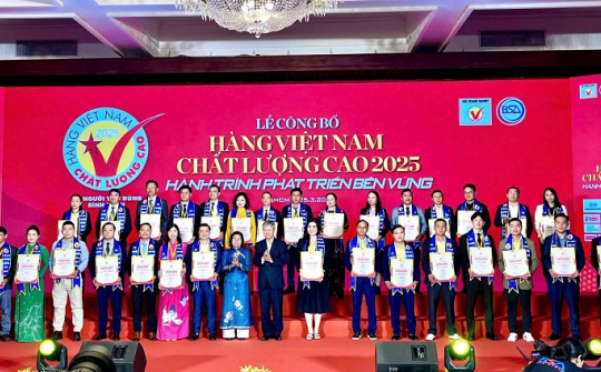 Yến sào Khánh Hòa: 16 năm liên tiếp đạt danh hiệu Hàng Việt Nam chất lượng cao