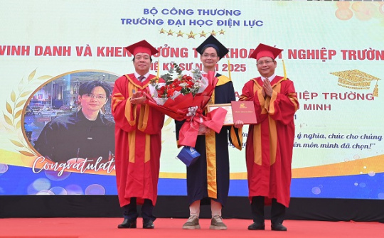 Trường Đại học Điện lực trao bằng tốt nghiệp cho hơn 900 nhân lực chất lượng cao