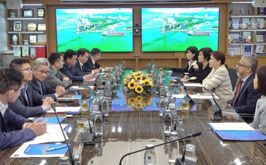 Petrolimex tăng cường hợp tác với Enterprise Singapore