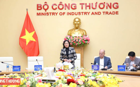 Giao ban xúc tiến thương mại với hệ thống Thương vụ Việt Nam ở nước ngoài tháng 2/2025