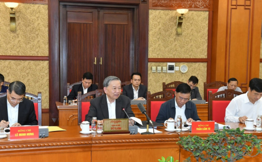 Tổng Bí thư Tô Lâm: Khẩn trương sửa các quy định là điểm nghẽn liên quan phát triển khoa học công nghệ