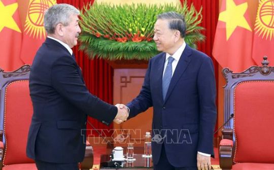 Việt Nam coi trọng quan hệ hữu nghị với Kyrgyzstan
