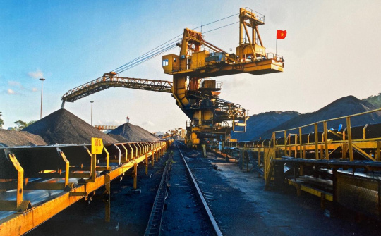 TKV đẩy mạnh công tác đầu tư, đáp ứng cho sản xuất