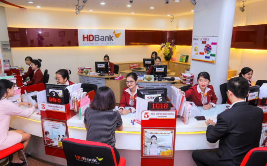 Các yếu tố ảnh hưởng đến quyết định sử dụng dịch vụ Mobile Banking tại Ngân hàng Thương mại Cổ phần Phát triển Thành phố Hồ Chí Minh
