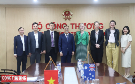 Australia muốn sớm triển khai gói hỗ trợ phát triển năng lượng xanh tại Việt Nam