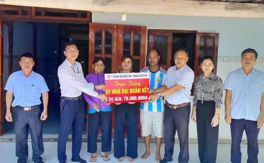 TKV hỗ trợ Đắk Nông 350 triệu đồng xóa nhà tạm