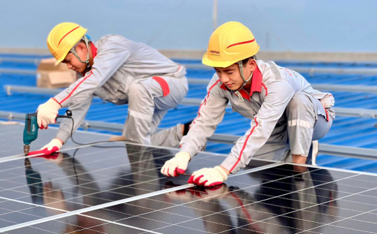 Viettel Construction (CTR): Đẩy mạnh mảng TowerCo và đầu tư năng lượng tái tạo