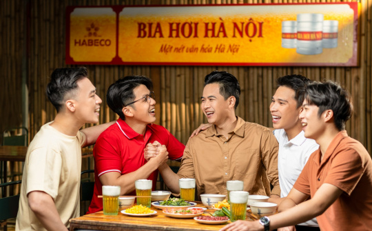 Bia Hơi Hà Nội - Vị bia gắn kết những khoảnh khắc ngày hè