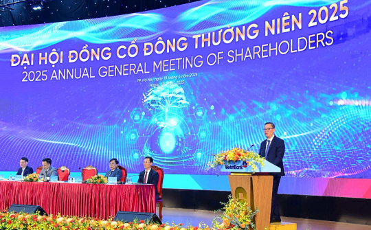 Ngân hàng VietinBank (CTG): Sẽ thay đổi mô hình tăng trưởng, tăng vốn thêm 40%