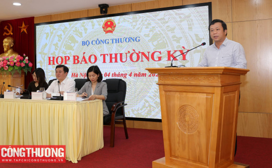 Quyết tâm giữ vững mục tiêu tăng trưởng công nghiệp