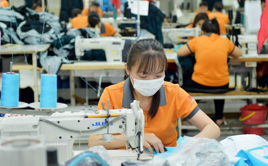 Hỗ trợ thúc đẩy tăng trưởng sản xuất công nghiệp trong tình hình mới