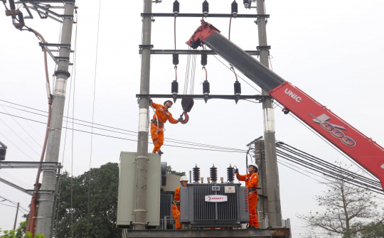 EVNHANOI: đảm bảo cung ứng điện an toàn, ổn định cho mùa nắng nóng