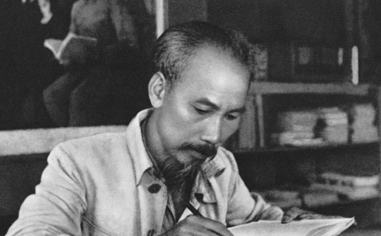 Khái quát cuộc đời, thân thế và sự nghiệp cách mạng của Chủ tịch Hồ Chí Minh