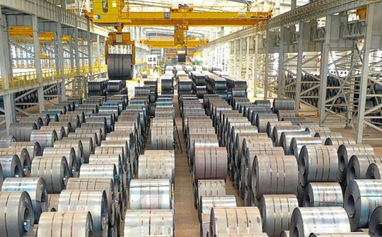 Dự báo giá bán tôn mạ trong nước năm nay của Thép Nam Kim (NKG) tăng 6%