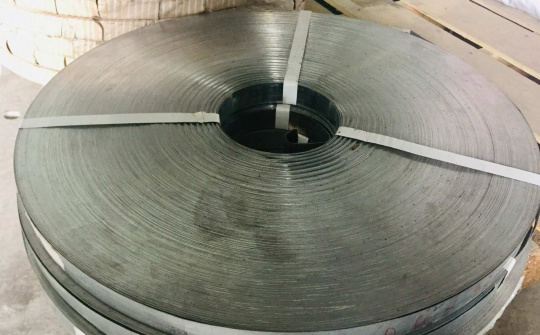 Canada khởi xướng điều tra chống bán phá giá với dây đai thép nhập khẩu từ Việt Nam