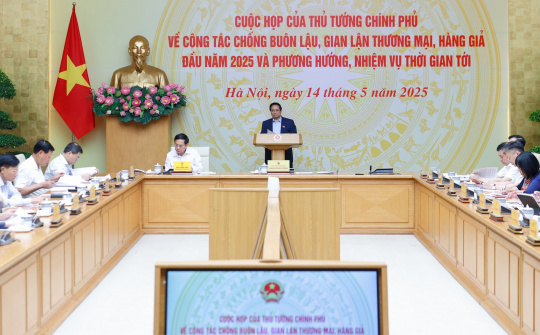 Thủ tướng: Mở đợt cao điểm đấu tranh, truy quét, đẩy lùi buôn lậu, gian lận thương mại, hàng giả