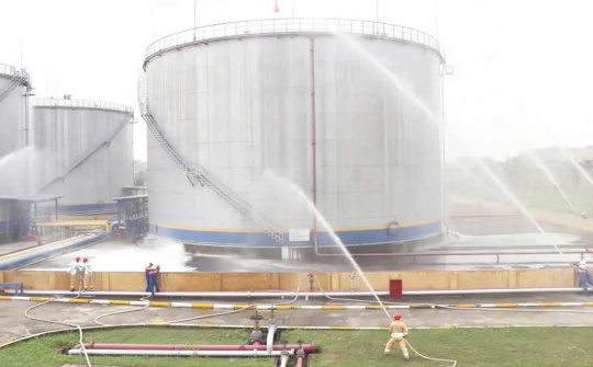 Xăng dầu B12: Sôi nổi các hoạt động hưởng ứng Tháng An toàn vệ sinh lao động và Tháng Công nhân năm 2025