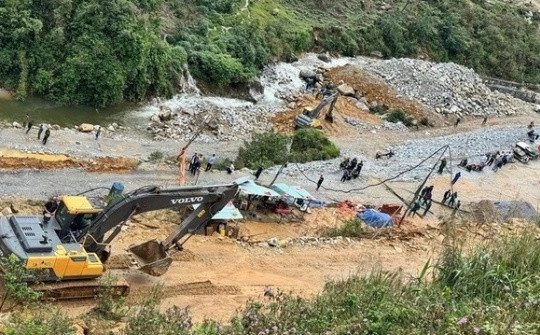 Thủ tướng: Khẩn trương khắc phục hậu quả sự cố sạt lở tại công trường thủy điện ở Lai Châu