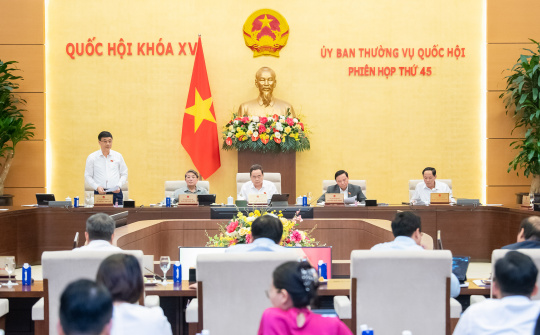 Bảo đảm điều kiện thực hiện chính sách phát triển kinh tế tư nhân thuận lợi và khả thi