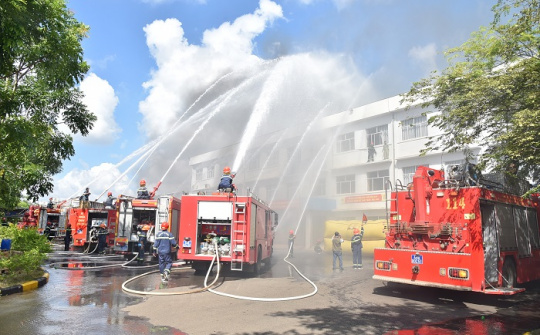 Nhôm Đắk Nông: Thực tập phương án chữa cháy và cứu nạn cứu hộ cấp tỉnh