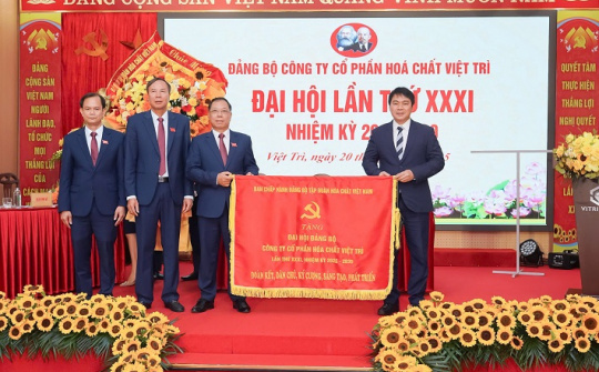 Đại hội Đảng bộ Công ty CP Hóa chất Việt Trì lần thứ XXXI, nhiệm kỳ 2025-2030: Vững bước trên hành trình phát triển mới