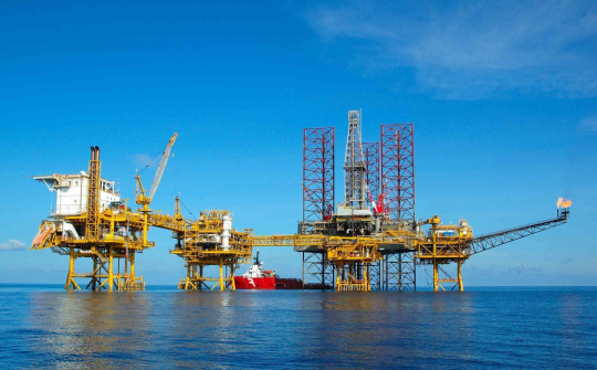 Quản lý ngoại hối đầu tư ra nước ngoài trong hoạt động dầu khí