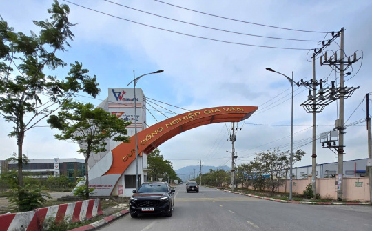 Ninh Bình: Chủ động tháo gỡ khó khăn cho doanh nghiệp trong Khu, cụm  công nghiệp