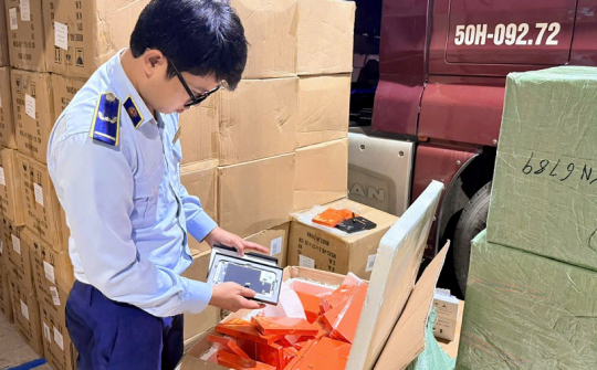 Phú Yên: Tạm giữ hàng chục nghìn thiết bị điện tử, gia dụng do nước ngoài sản xuất