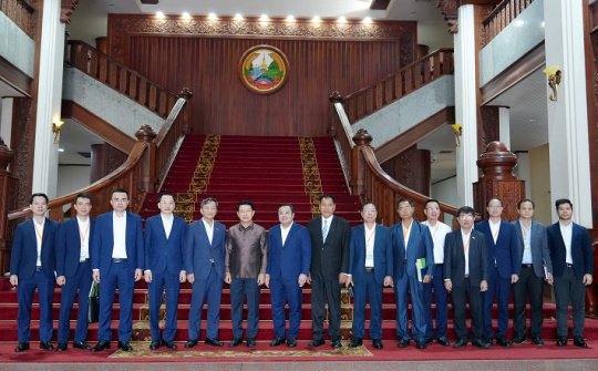 Vinachem báo cáo tiến độ Dự án Muối mỏ Kali với Phó Thủ tướng Lào Saleumxay Kommasith