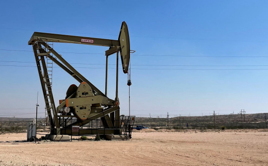 Giá xăng dầu hôm nay 3/5: Giảm 8% sau 1 tuần, thị trường "nín thở" chờ OPEC+