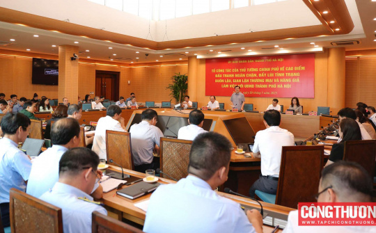 Thứ trưởng Nguyễn Sinh Nhật Tân: Quyết liệt đấu tranh, ngăn chặn buôn lậu, gian lận thương mại, hàng giả