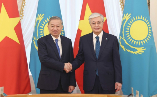 Nâng cấp quan hệ Việt Nam - Kazakhstan lên Đối tác chiến lược
