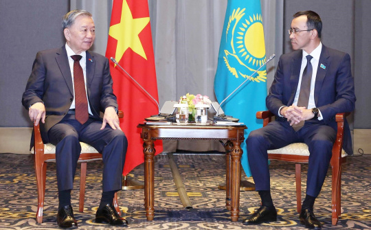 Tổng Bí thư Tô Lâm hội kiến Chủ tịch Thượng viện Kazakhstan